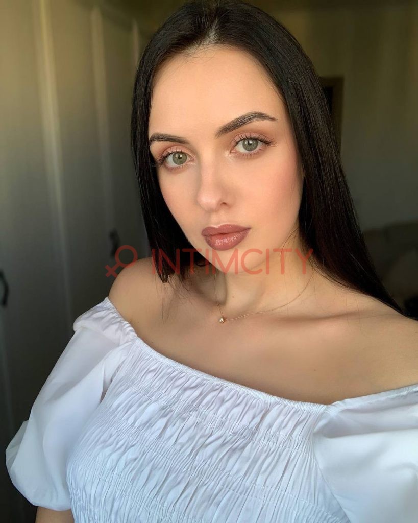 Индивидуалка Есения Intimcity