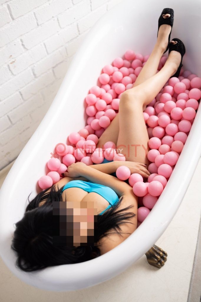 Эскортница Жасмин IntimCity