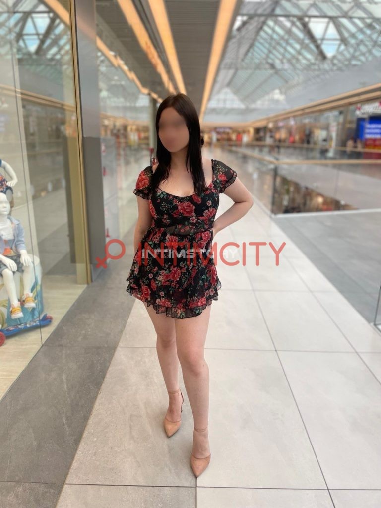 Эскортница Виктория IntimCity