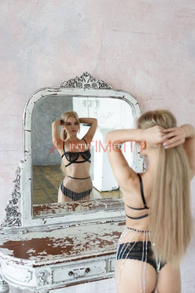 Путана Аня IntimCity