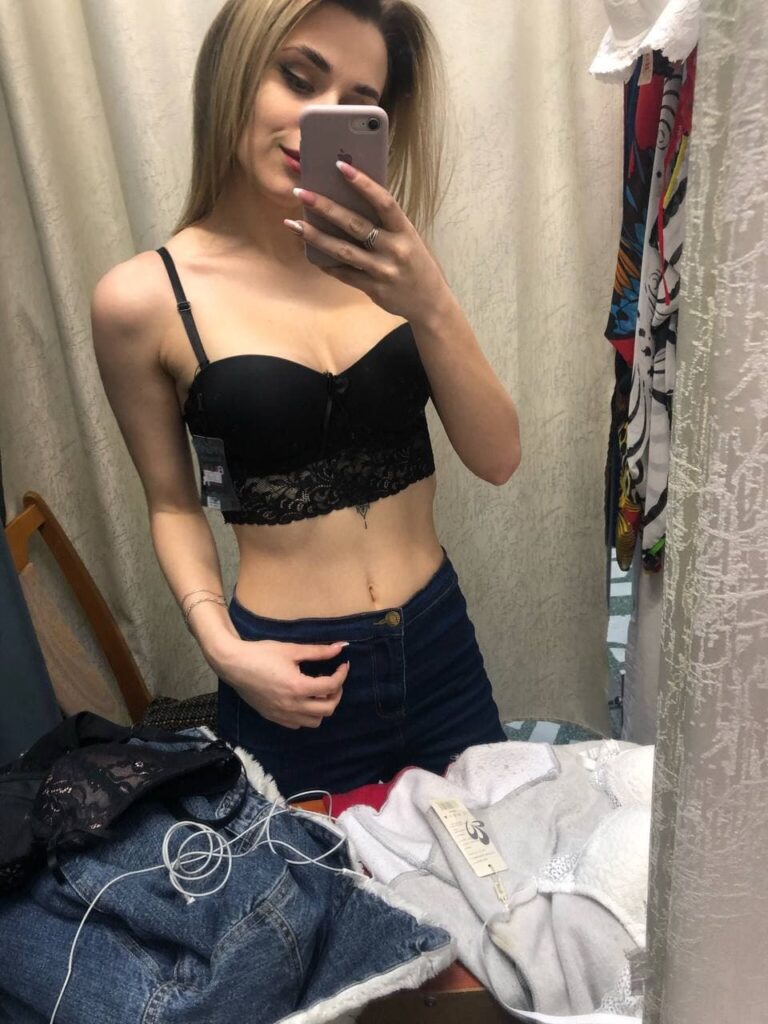 Эскортница Клара Интимсити