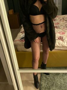 Элитная проститутка Дашка Интимсити