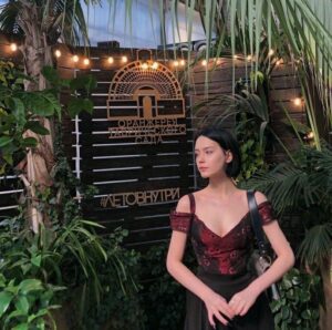 Шлюха Аида IntimCity