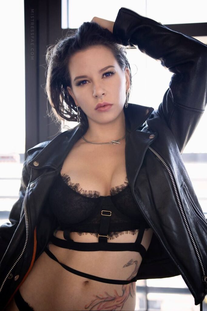 Элитная проститутка Анна Интимсити