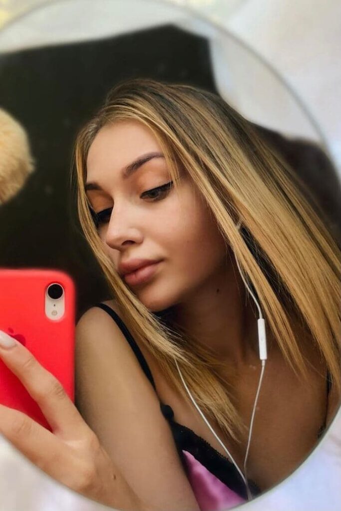 Шлюха 🎥 Эльвира IntimCity