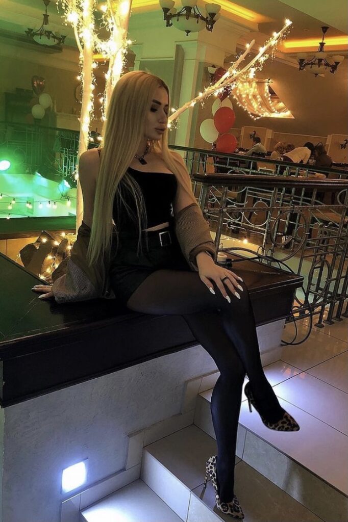 Шлюха 🎥 Алиса Интимсити