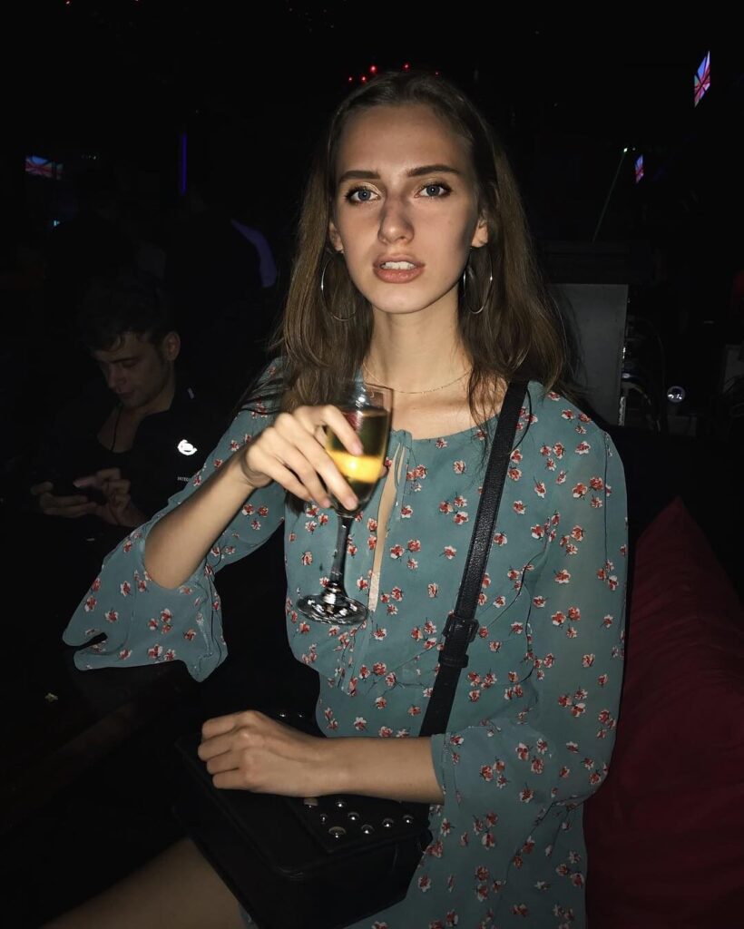 Элитная проститутка Лада Интимсити