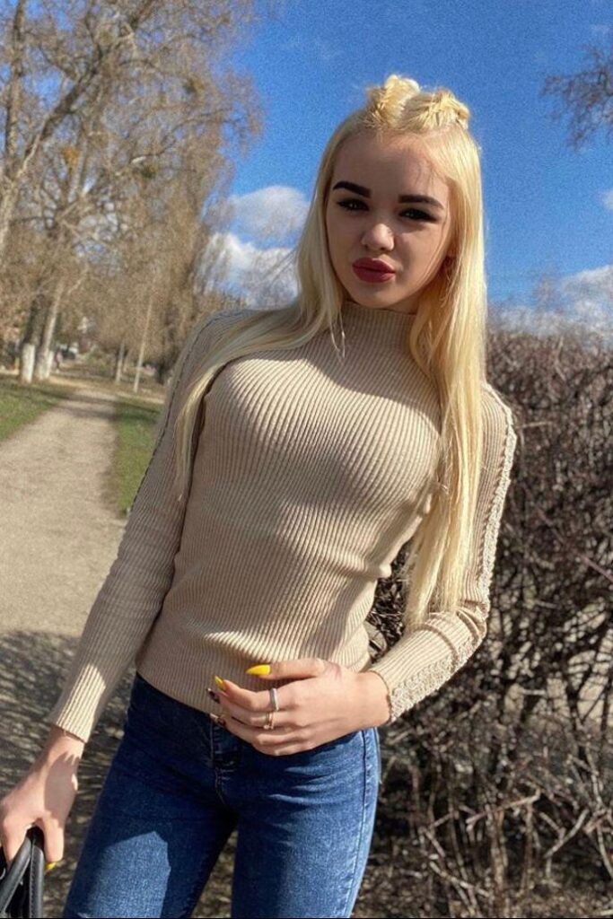 Эскортница Рада Интимсити